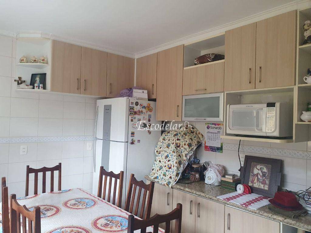 Sobrado à venda com 3 quartos, 208m² - Foto 4