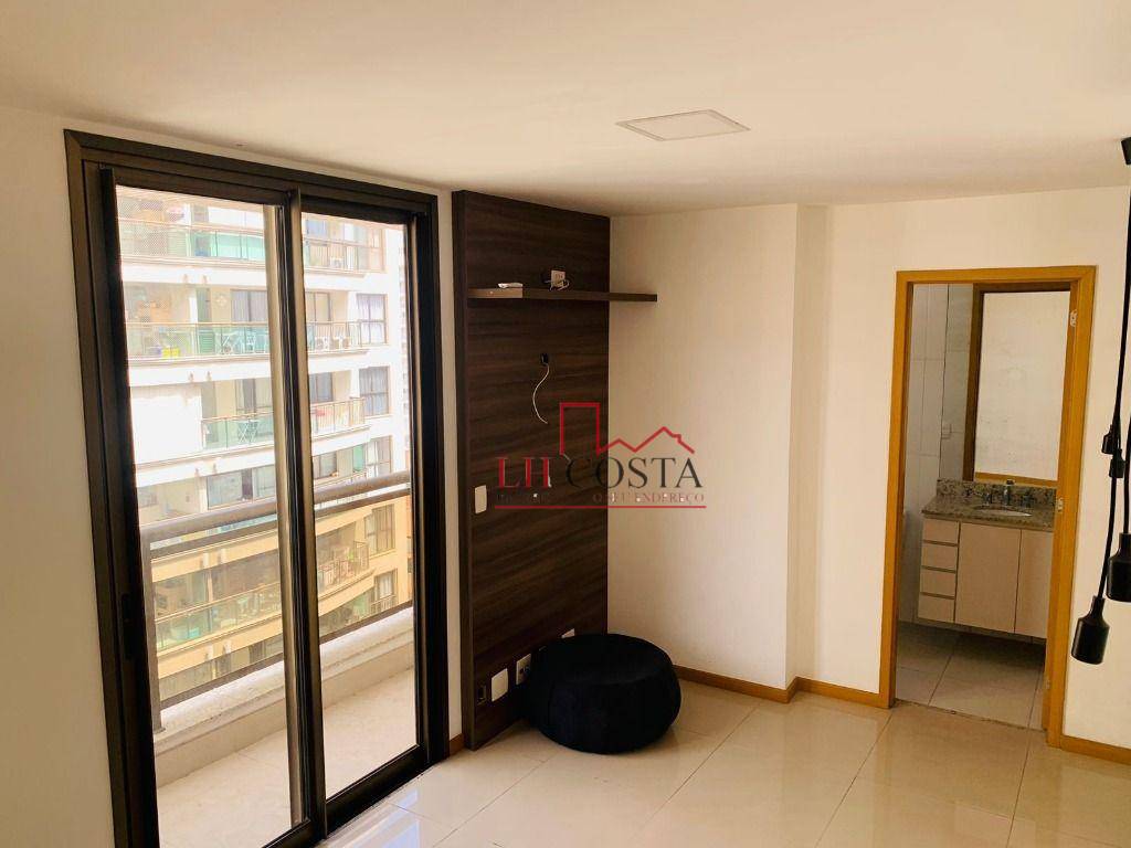 Apartamento à venda com 2 quartos, 67m² - Foto 8