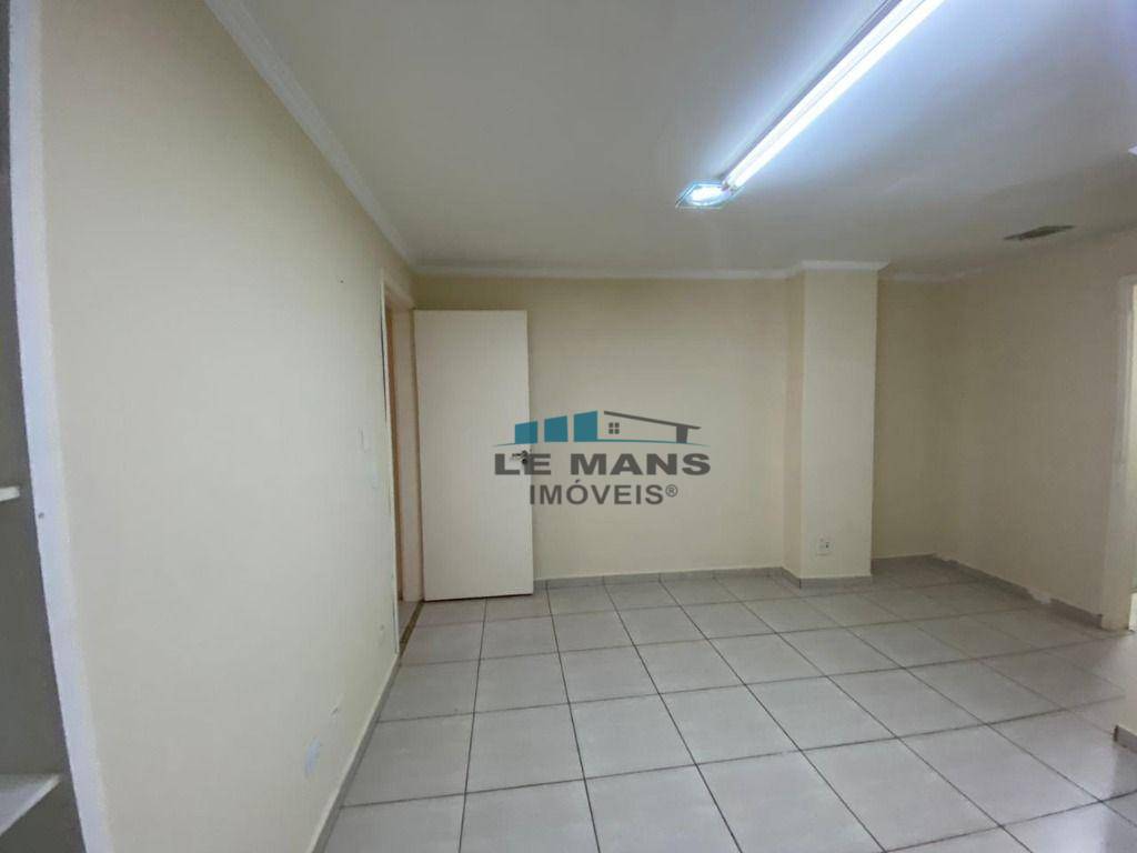 Casa para alugar com 1 quarto, 98m² - Foto 11