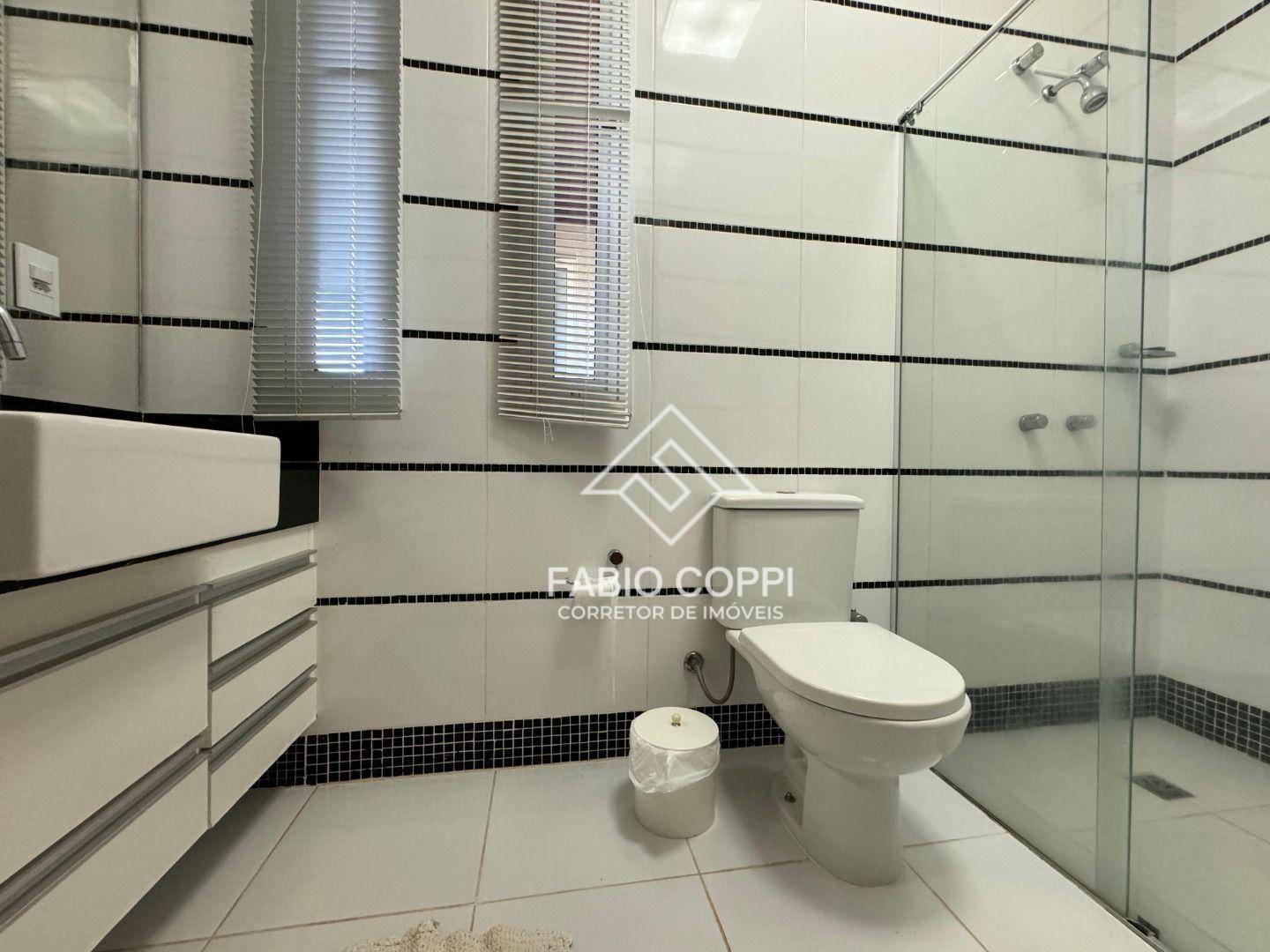 Casa de Condomínio à venda com 4 quartos, 414m² - Foto 40