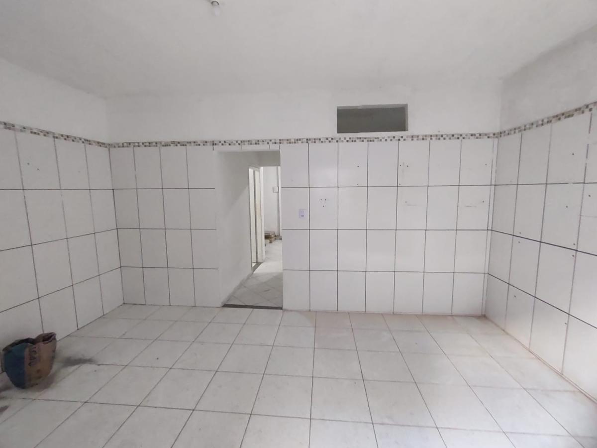 Casa de Condomínio à venda com 8 quartos, 150m² - Foto 8