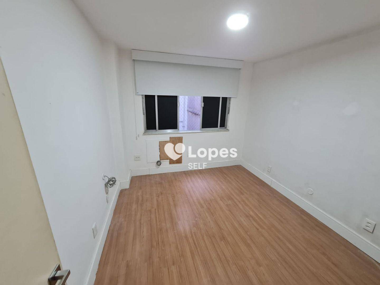 Apartamento à venda com 2 quartos, 102m² - Foto 3