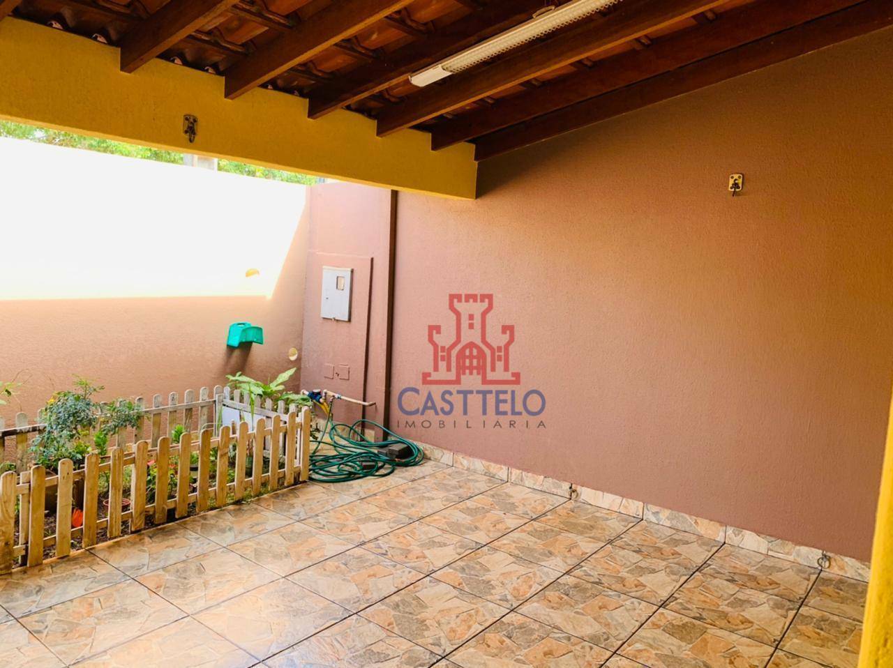 Casa à venda com 2 quartos, 90m² - Foto 17