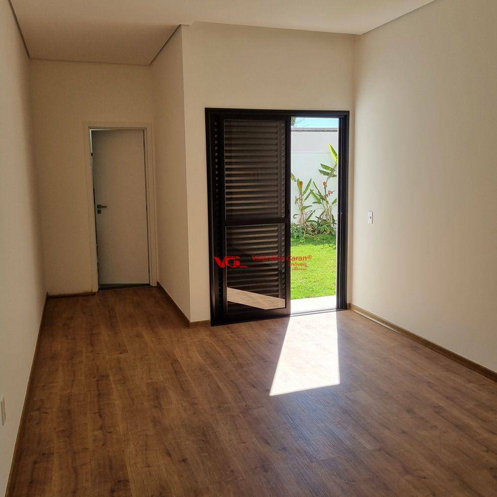 Casa de Condomínio à venda com 3 quartos, 205m² - Foto 9