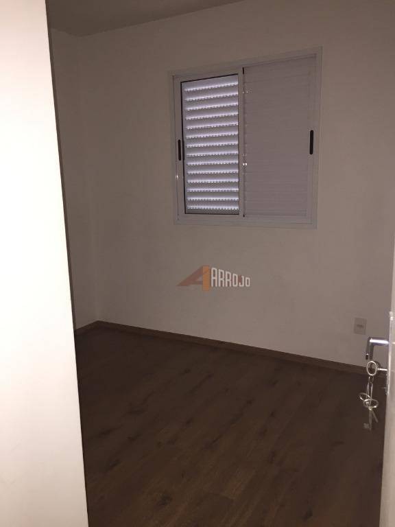 Apartamento à venda com 3 quartos, 62m² - Foto 14