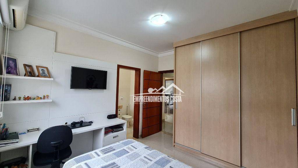 Casa de Condomínio à venda com 3 quartos, 350m² - Foto 19