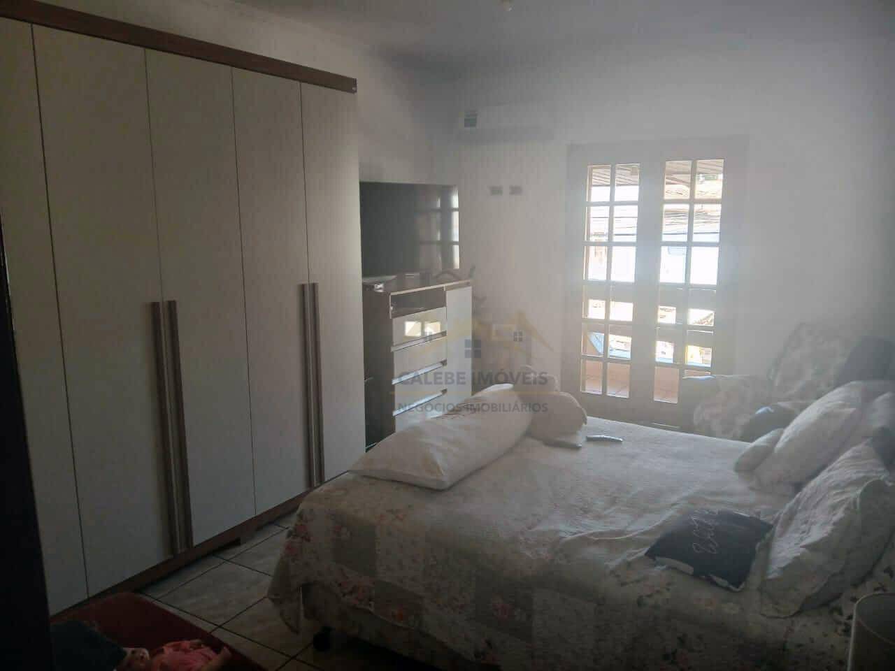 Casa, 5 quartos, 463 m² - Foto 2