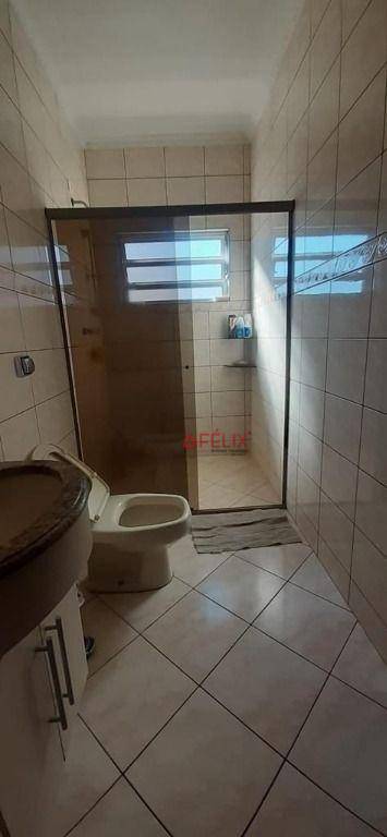 Sobrado à venda com 4 quartos, 349m² - Foto 4