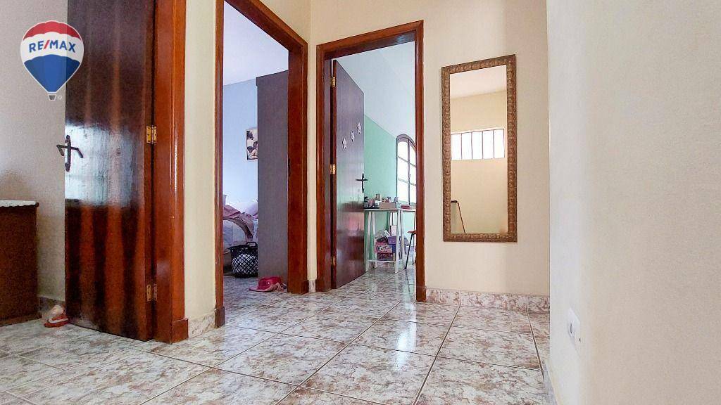 Sobrado à venda com 3 quartos, 210m² - Foto 26