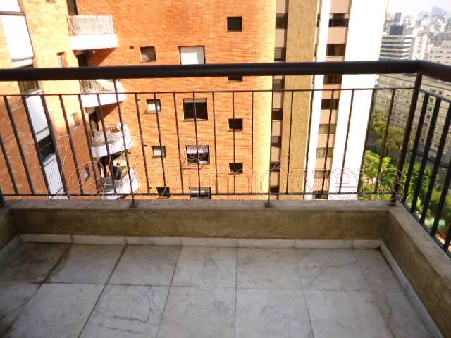 Apartamento para alugar com 2 quartos, 72m² - Foto 4