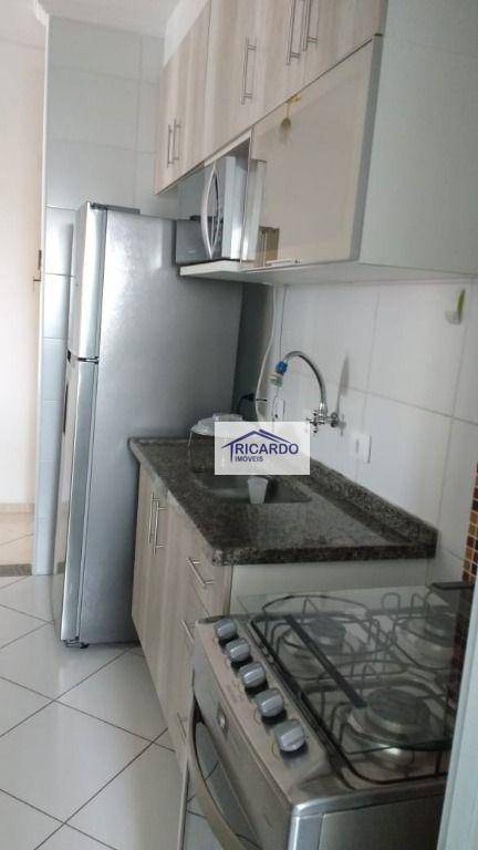 Apartamento à venda com 3 quartos, 68m² - Foto 21