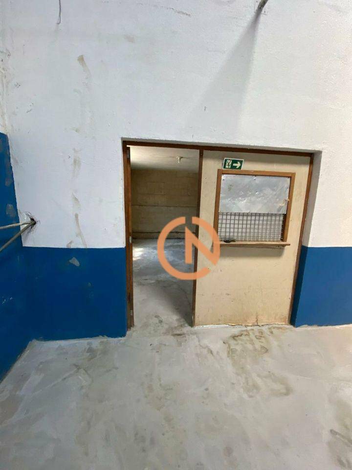 Depósito-Galpão-Armazém para alugar, 1000m² - Foto 4