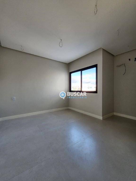 Casa de Condomínio à venda com 3 quartos, 242m² - Foto 11