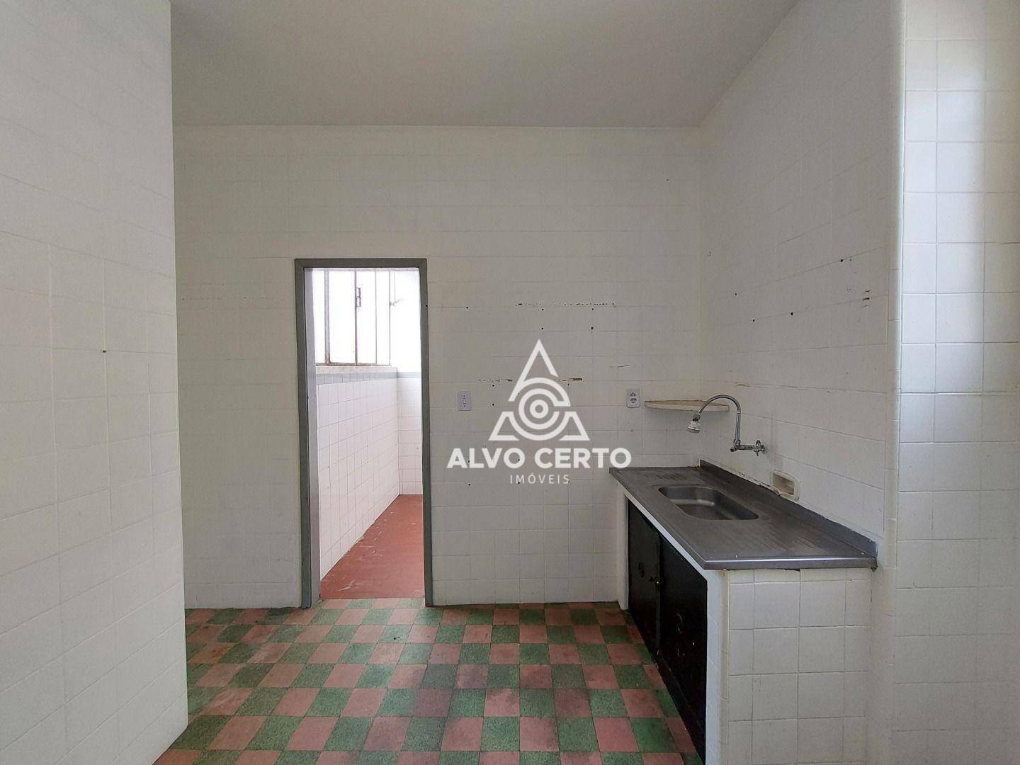 Apartamento à venda com 3 quartos, 94m² - Foto 12