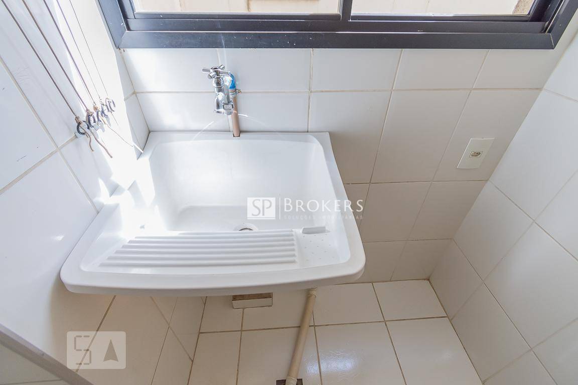 Apartamento à venda com 3 quartos, 82m² - Foto 11