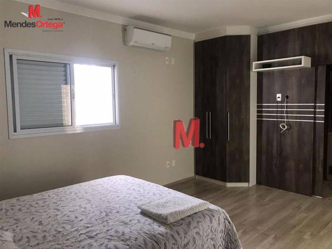 Casa à venda com 3 quartos, 234m² - Foto 17