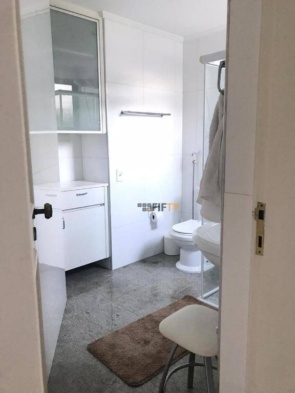 Apartamento à venda e aluguel com 3 quartos, 147m² - Foto 15