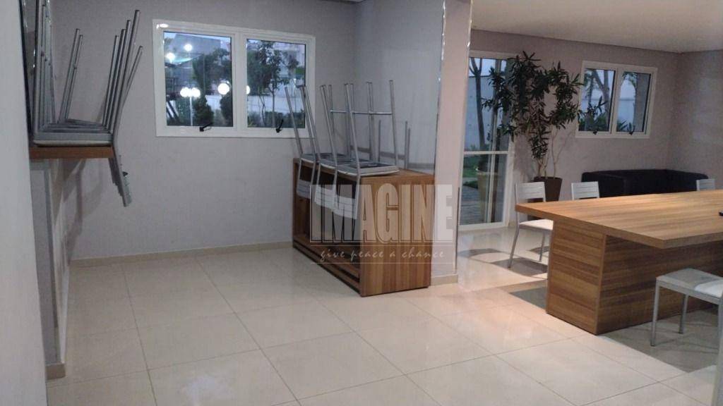 Apartamento à venda com 1 quarto, 33m² - Foto 50