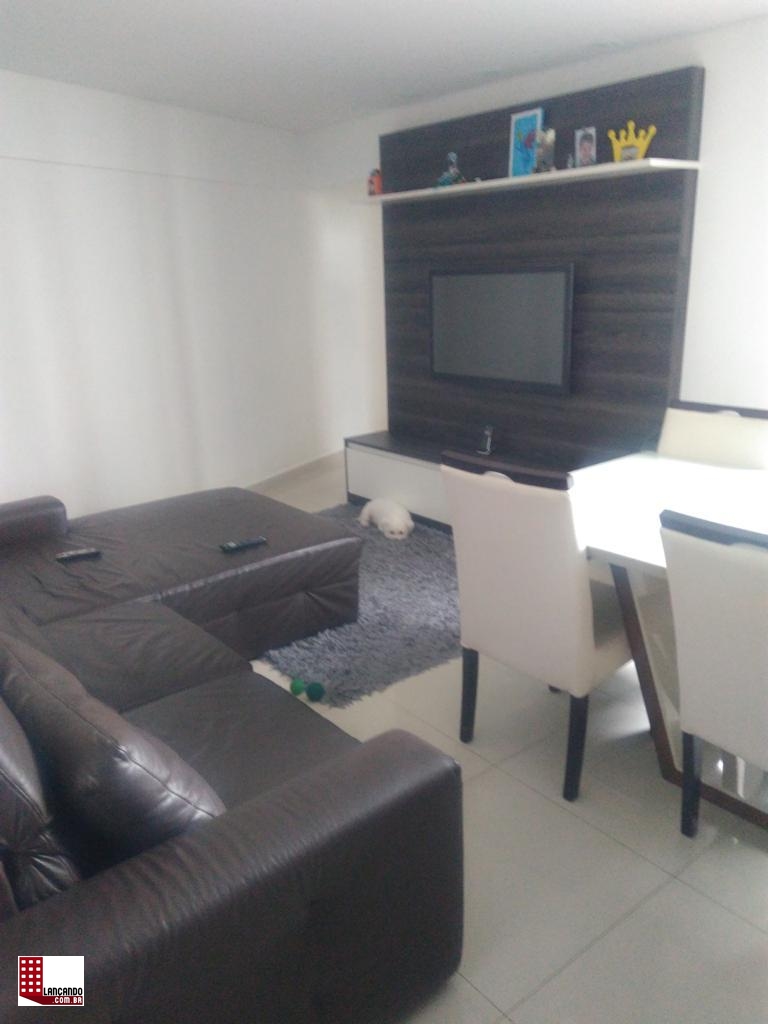 Apartamento à venda com 2 quartos, 76m² - Foto 1