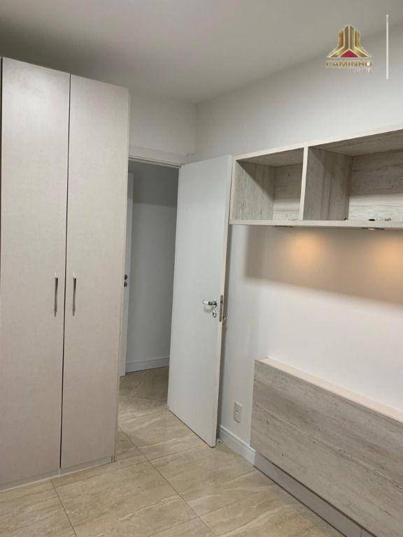 Apartamento à venda com 2 quartos, 75m² - Foto 8