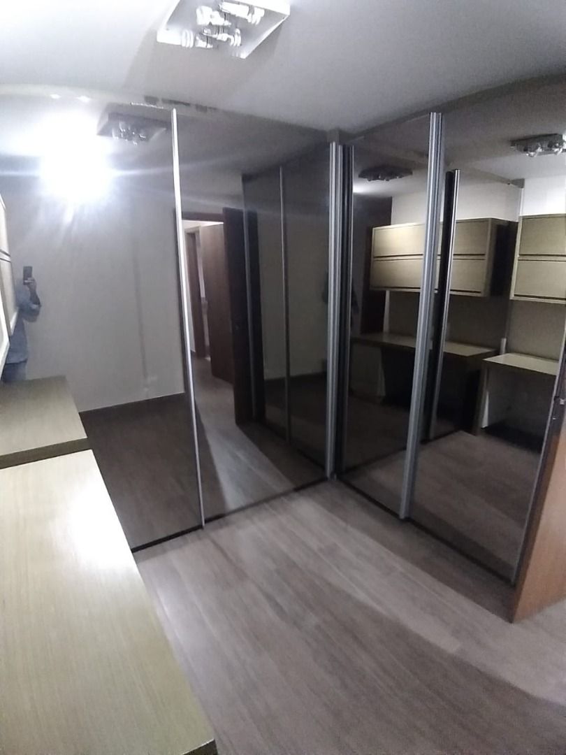 Apartamento à venda com 4 quartos, 245m² - Foto 8