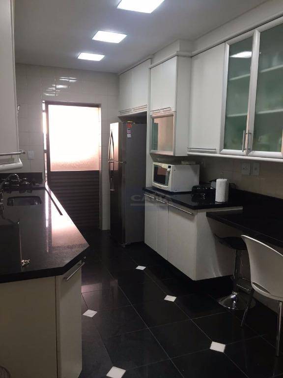 Apartamento à venda com 3 quartos, 122m² - Foto 15