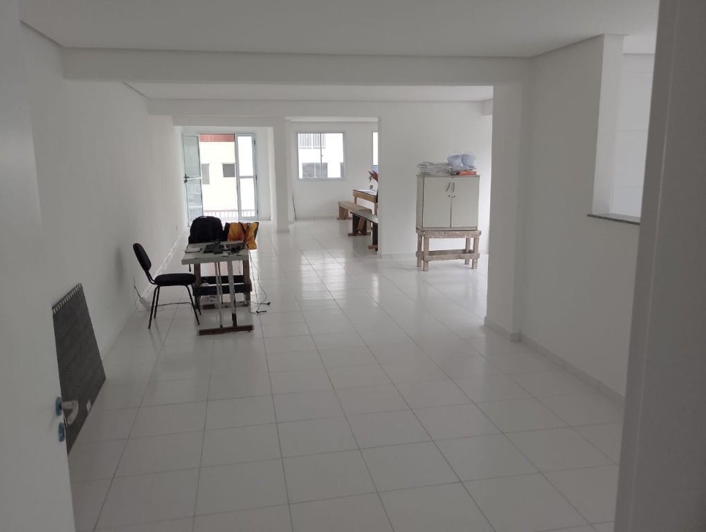 Apartamento à venda com 2 quartos, 56m² - Foto 17