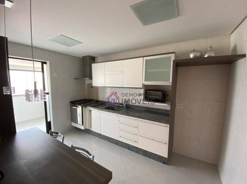 Apartamento à venda com 3 quartos, 106m² - Foto 6