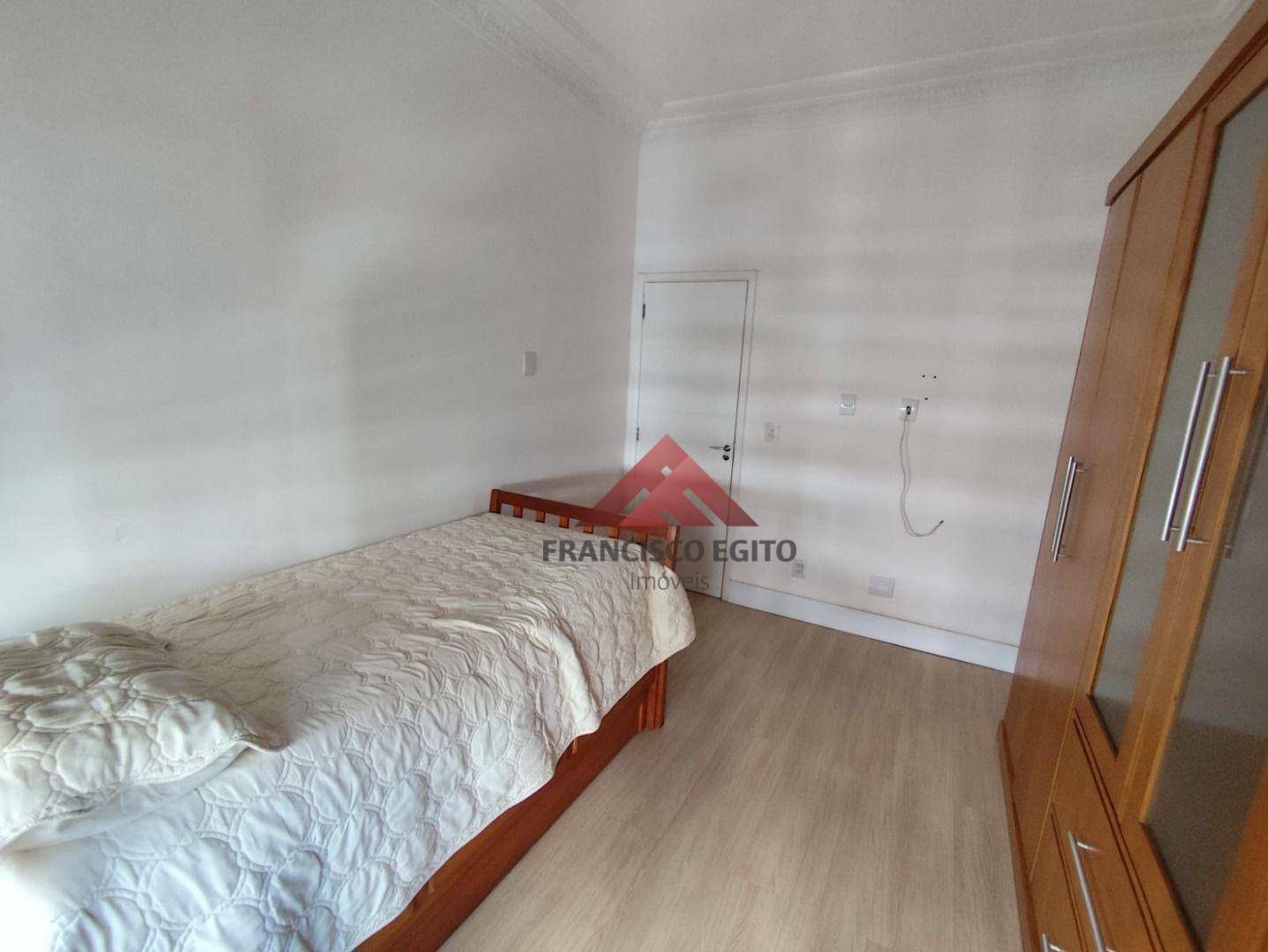 Apartamento para alugar com 2 quartos, 90m² - Foto 12