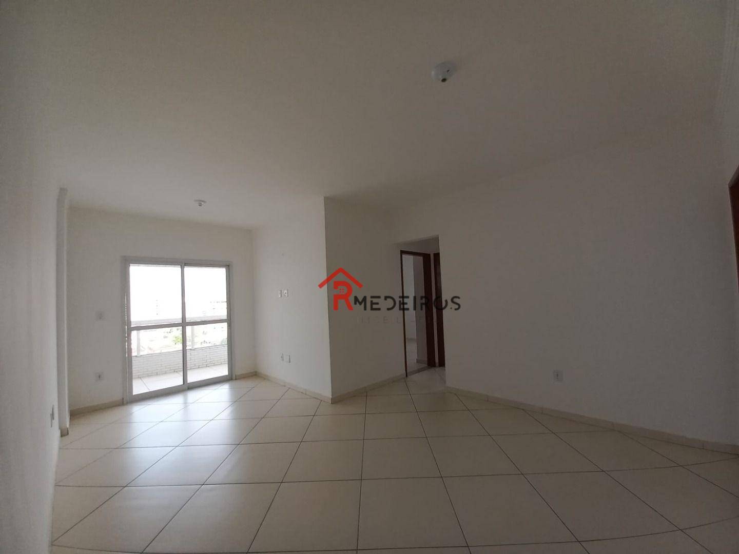 Apartamento à venda com 2 quartos, 66m² - Foto 5