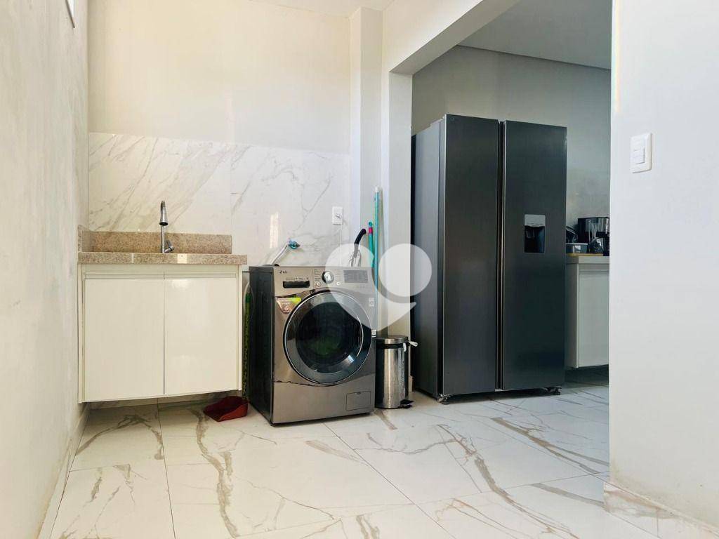 Casa para alugar com 3 quartos, 400m² - Foto 22