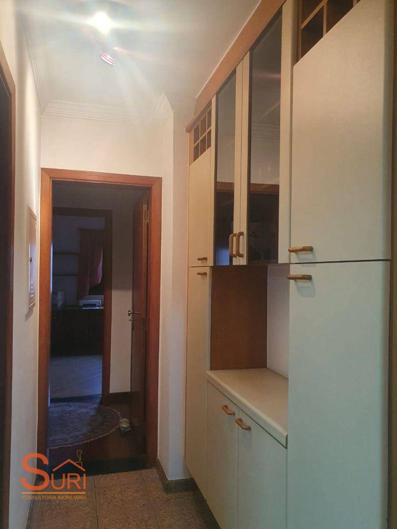 Apartamento à venda com 3 quartos, 136m² - Foto 29