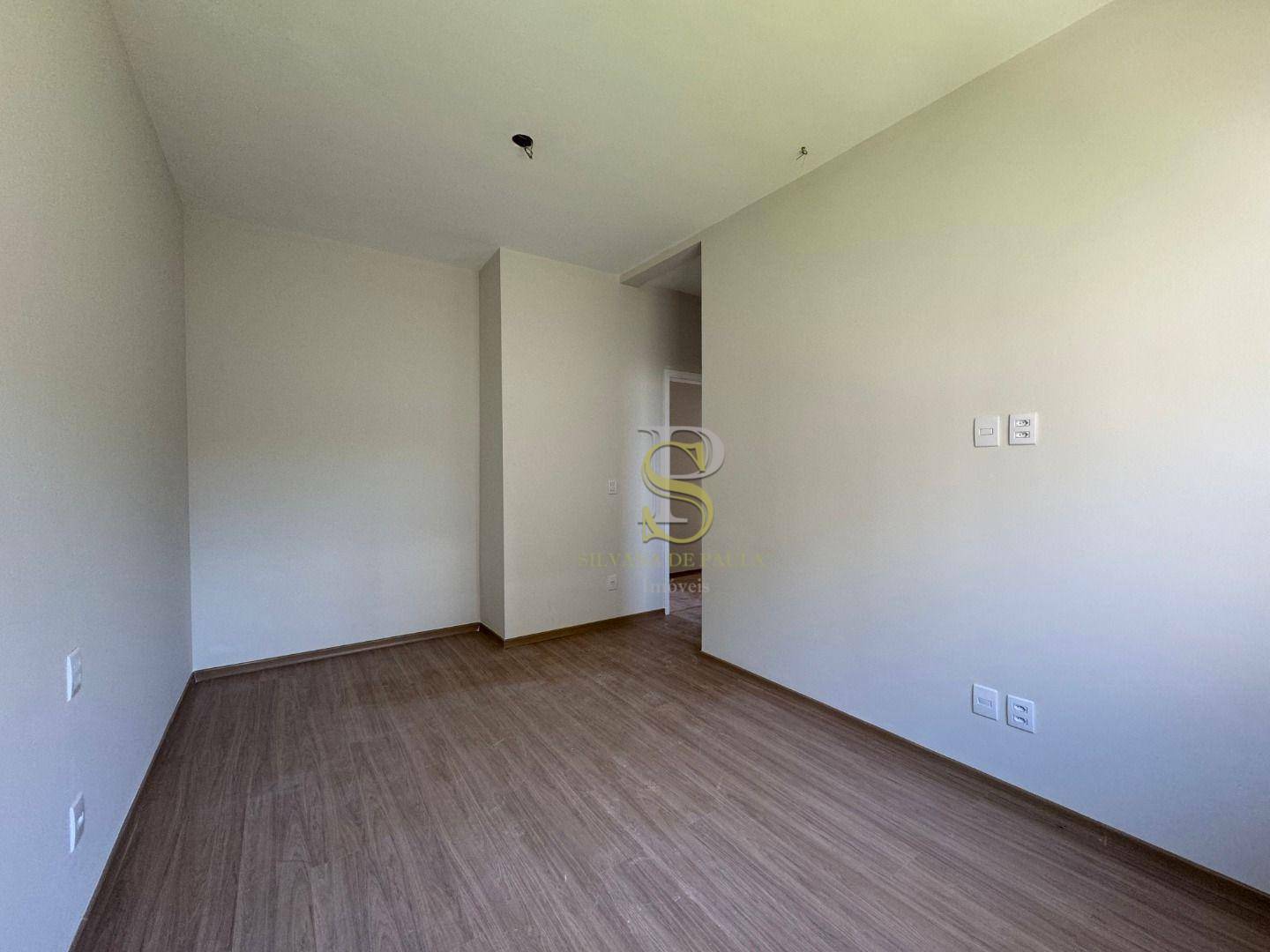 Casa à venda com 3 quartos, 96m² - Foto 14