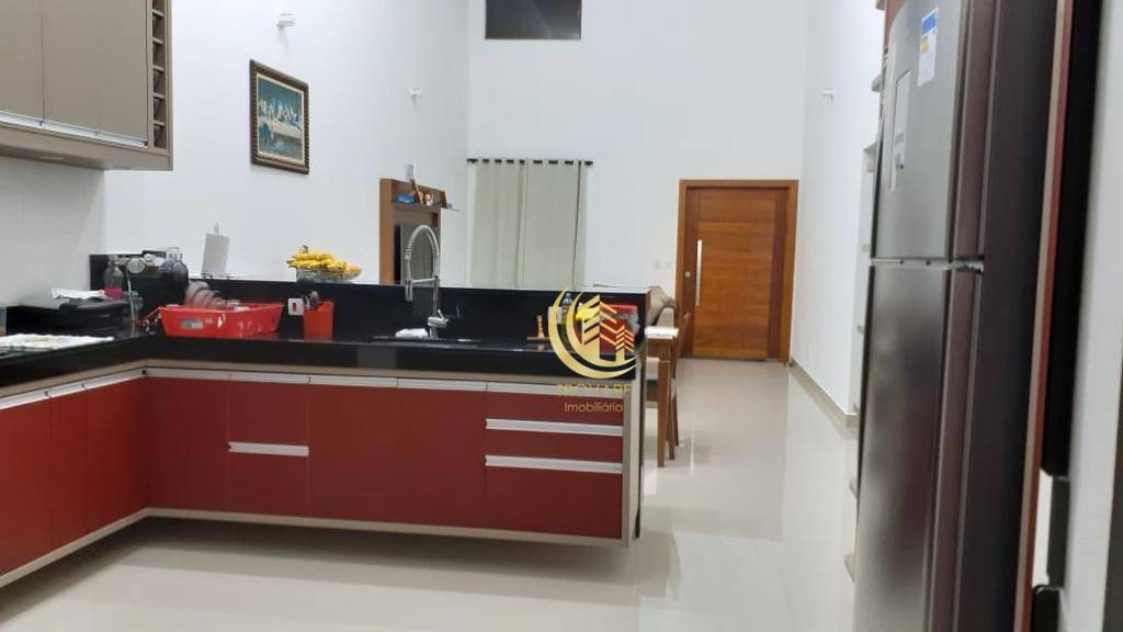 Casa de Condomínio à venda com 3 quartos, 169m² - Foto 1