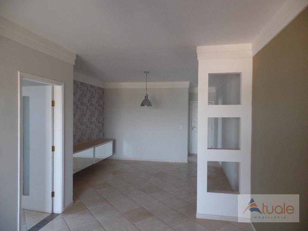 Apartamento à venda com 3 quartos, 117m² - Foto 2