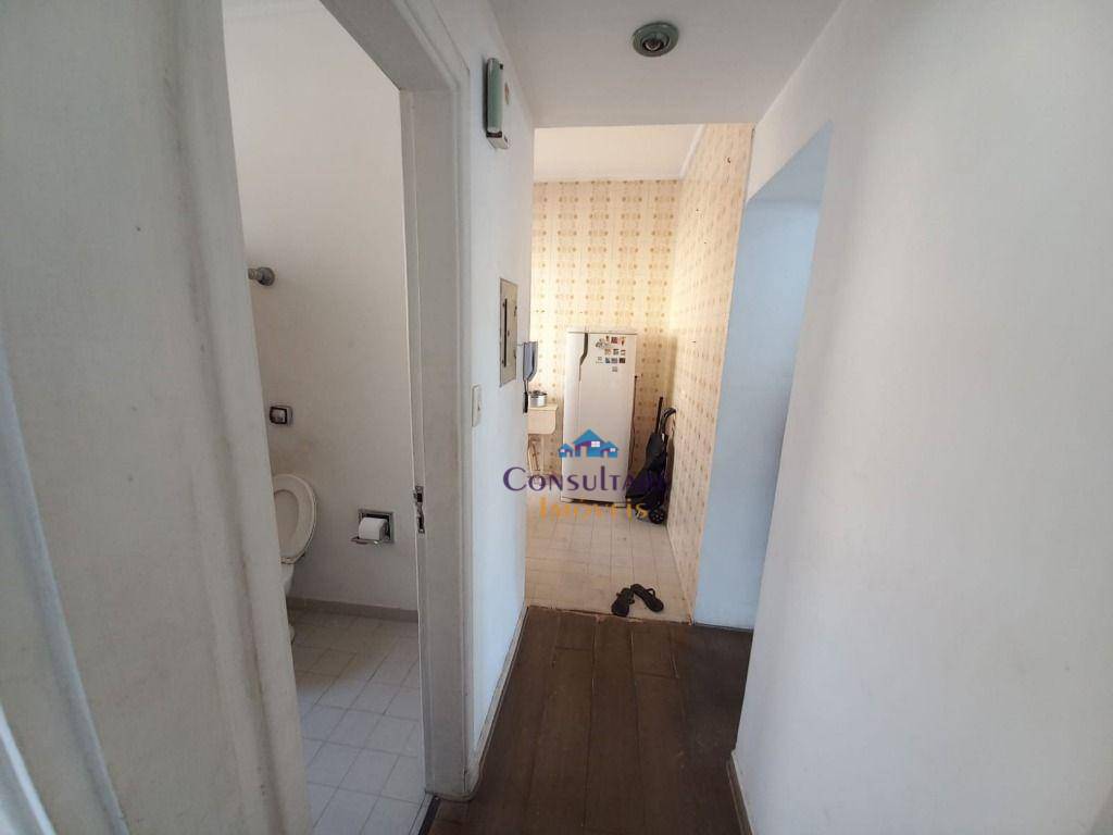 Apartamento à venda com 2 quartos, 72m² - Foto 12