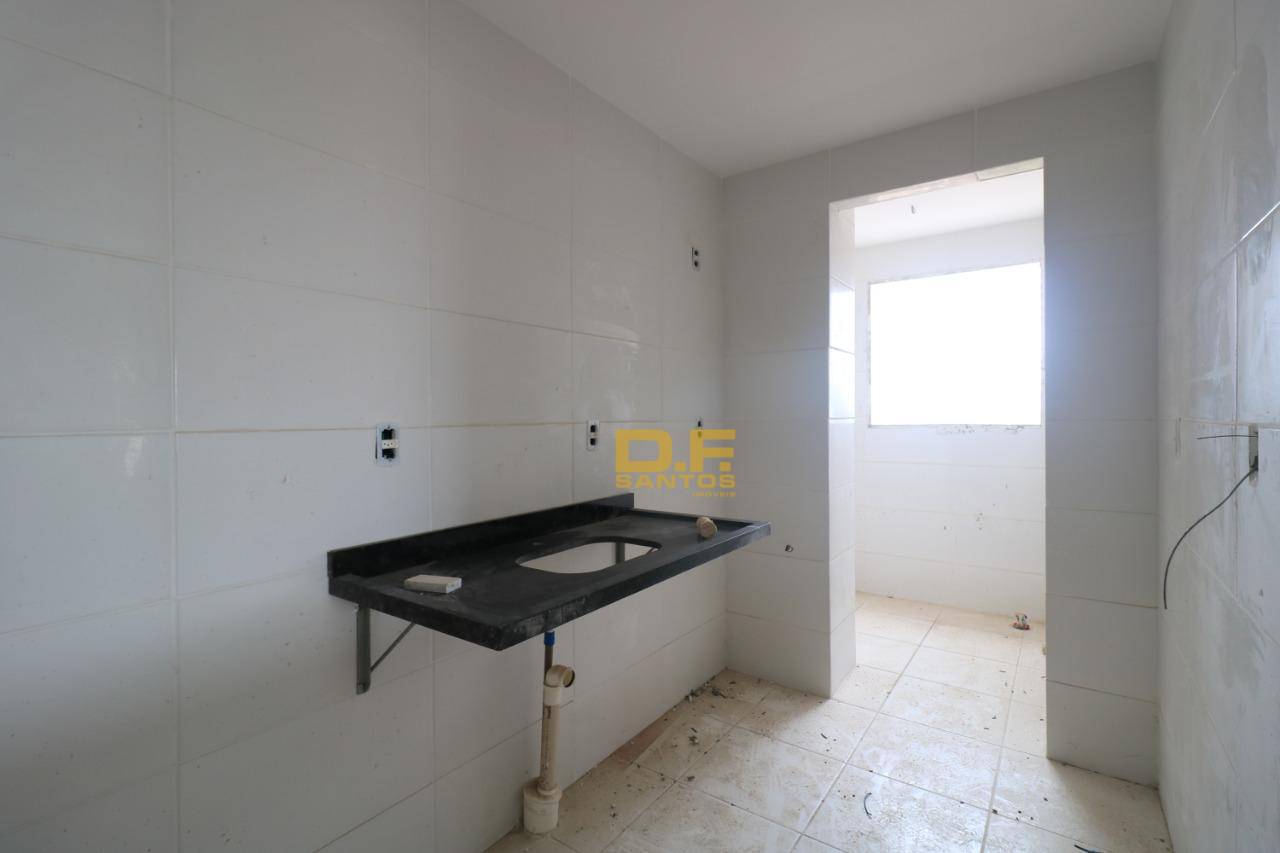 Apartamento à venda com 2 quartos, 66m² - Foto 7