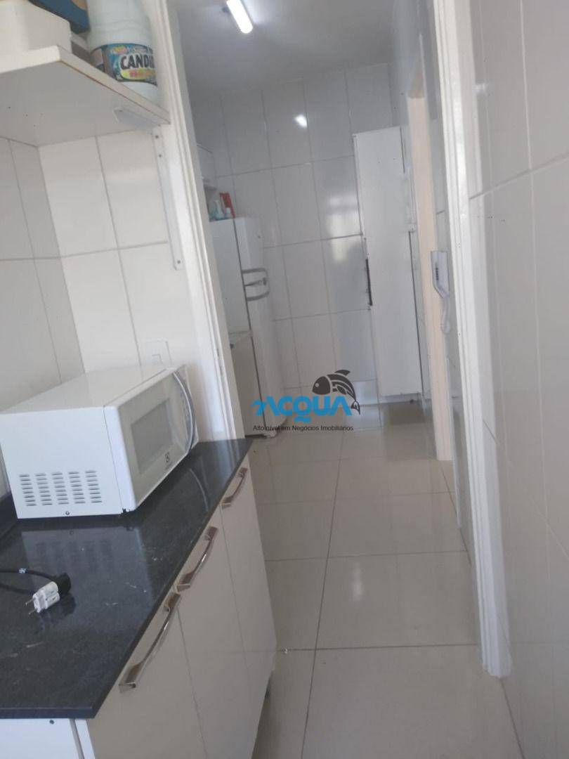 Apartamento à venda com 2 quartos, 62m² - Foto 4