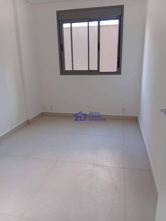 Apartamento para alugar com 3 quartos, 140m² - Foto 4