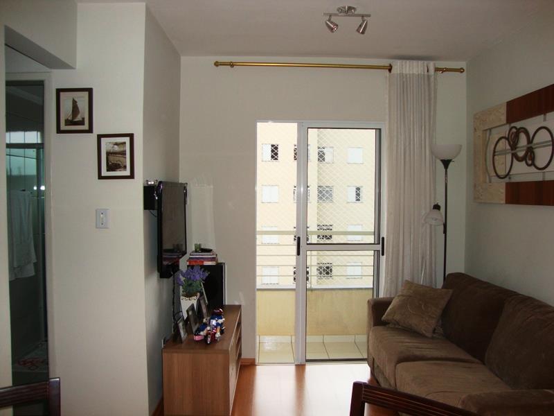 Apartamento à venda com 2 quartos, 57m² - Foto 4