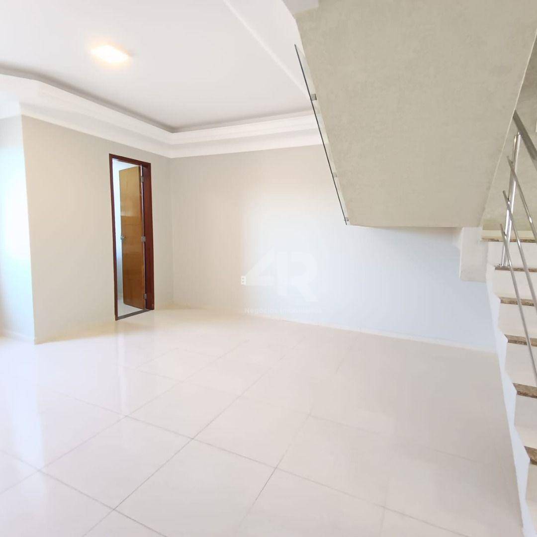 Sobrado à venda com 3 quartos, 154m² - Foto 4