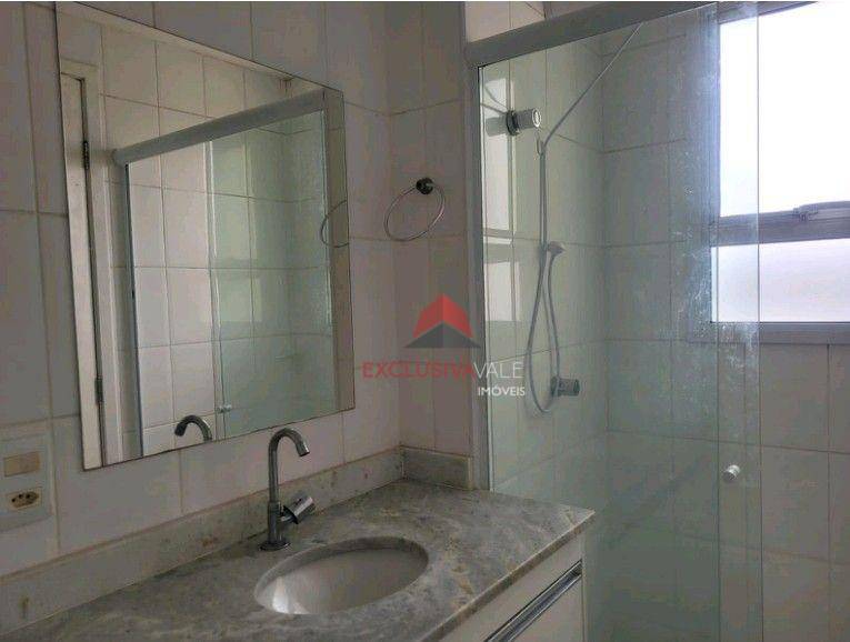 Apartamento para alugar com 2 quartos, 64m² - Foto 11