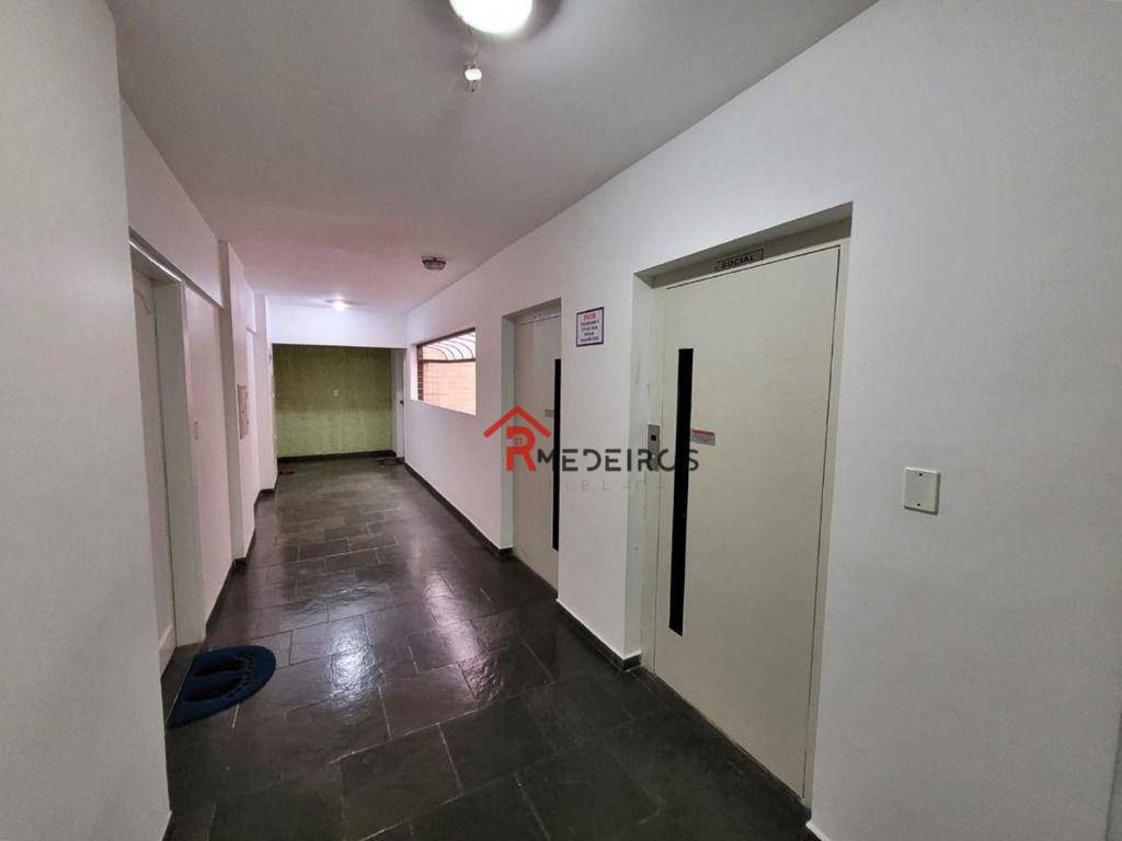 Apartamento à venda com 1 quarto, 62m² - Foto 9