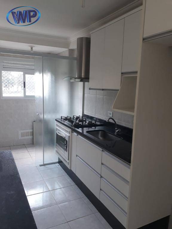 Apartamento à venda com 2 quartos, 58m² - Foto 3