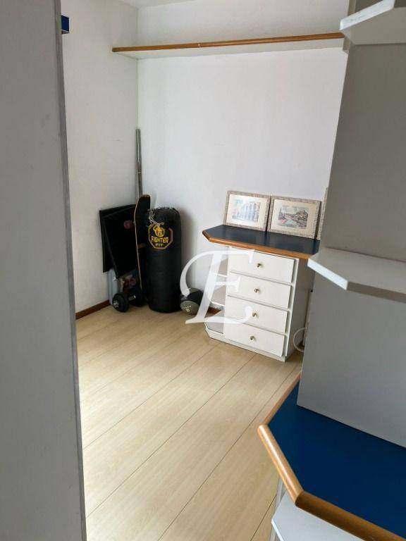 Apartamento à venda com 3 quartos, 98m² - Foto 25