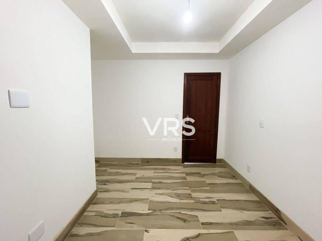 Casa de Condomínio à venda com 4 quartos, 275m² - Foto 13