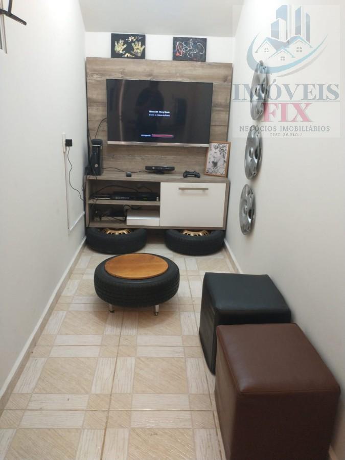 Casa à venda com 4 quartos, 146m² - Foto 9