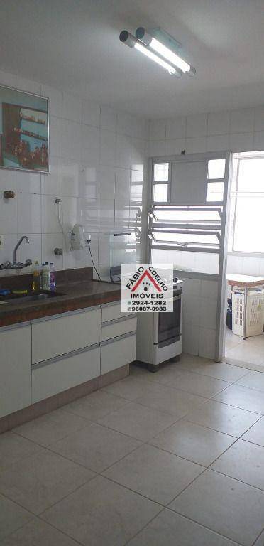 Apartamento à venda com 2 quartos, 105m² - Foto 2