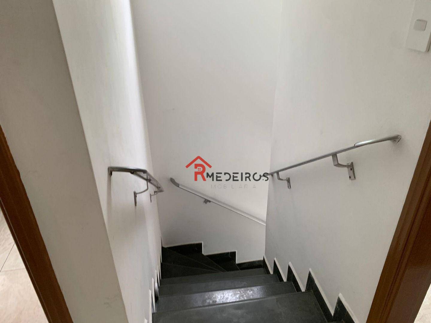 Sobrado à venda com 4 quartos, 123m² - Foto 6