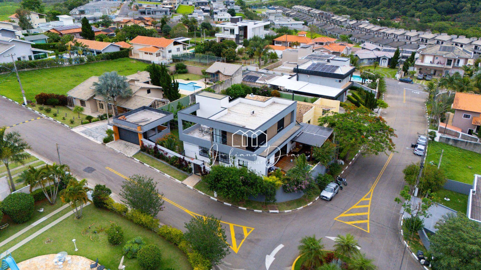 Sobrado, 4 quartos, 320 m² - Foto 1